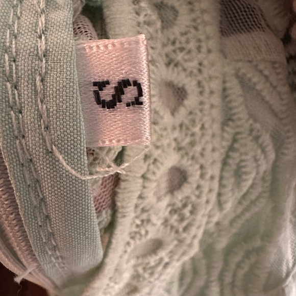 Sea Foam Green Mesh Deep V Dress Brand New Size S - Picture 4 of 5